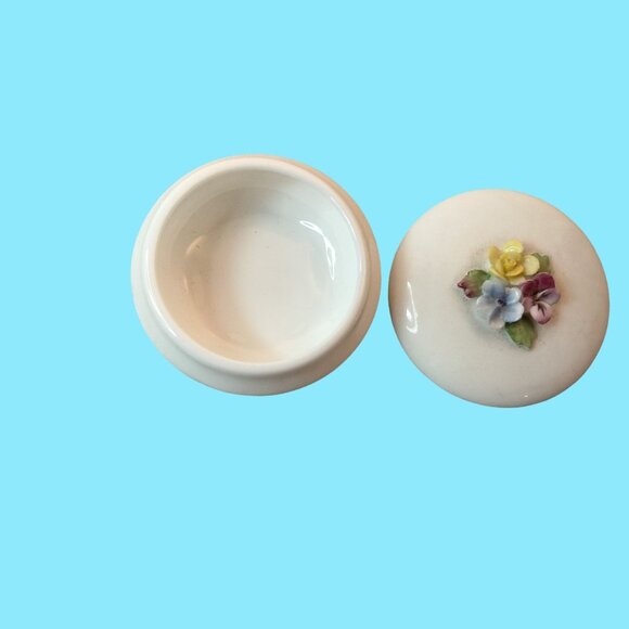 Coalport Mini Floral Trinket Box Bone China White Round England 3D - Picture 4 of 7